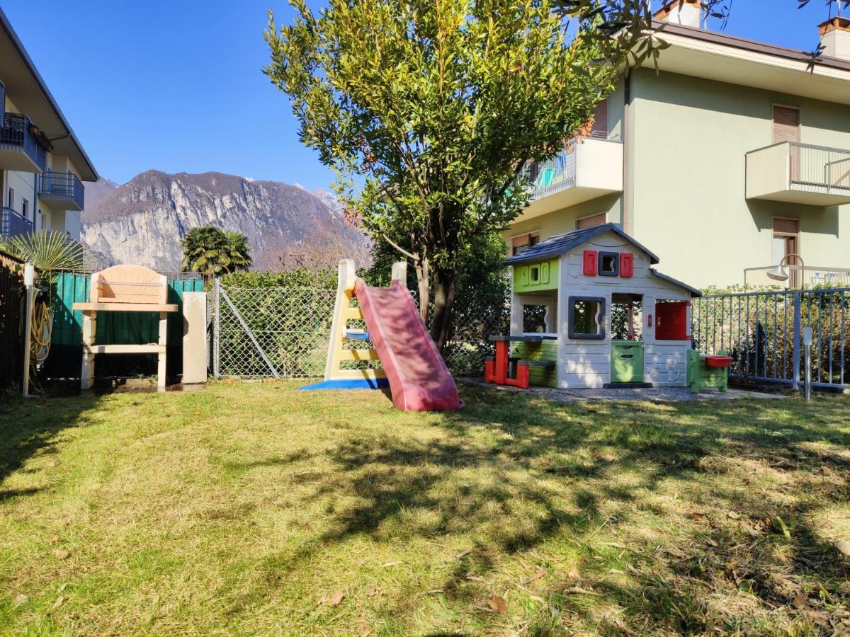 Family Garden Apartment Riva del Garda Eksteriør billede
