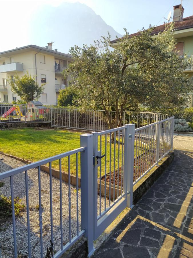 Family Garden Apartment Riva del Garda Eksteriør billede