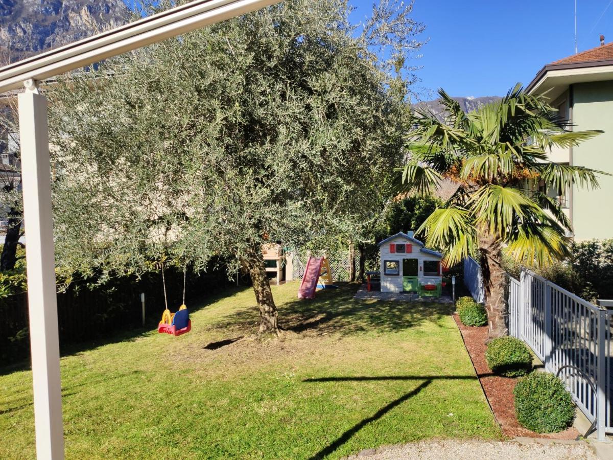 Family Garden Apartment Riva del Garda Eksteriør billede